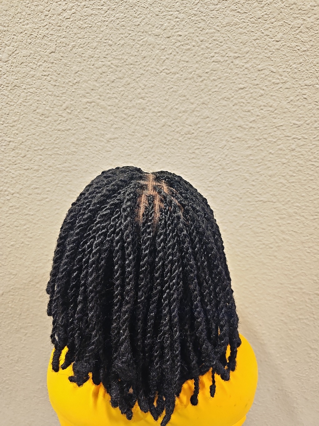 Knotless locks short