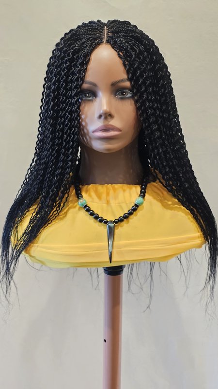 Black Spaghetti Twist