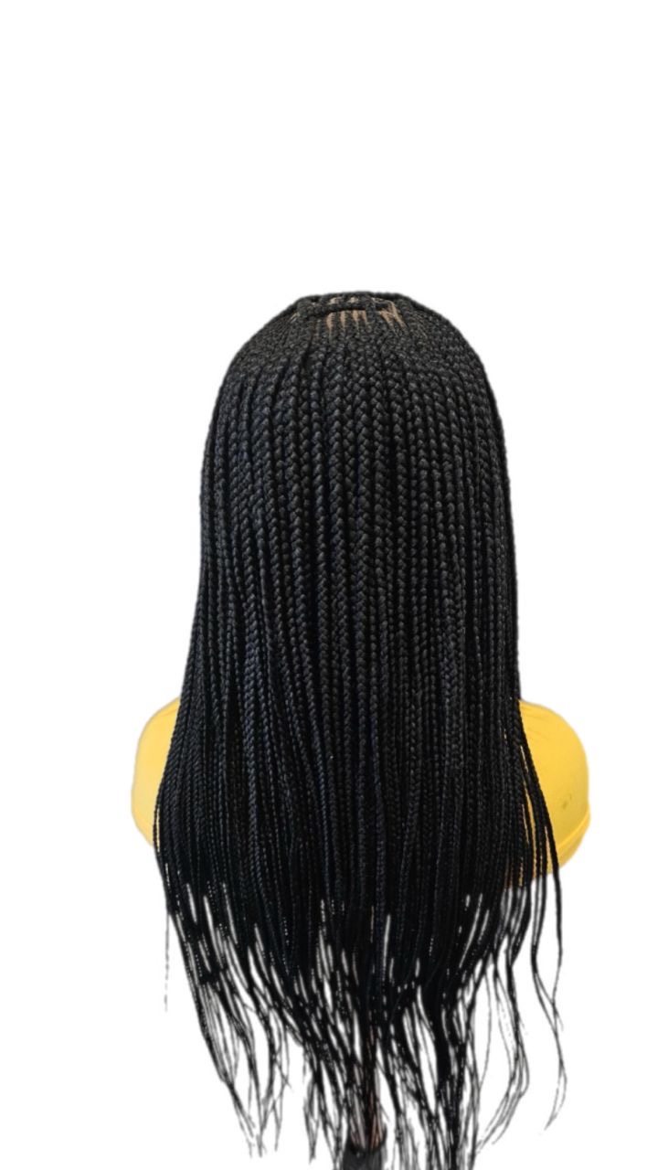 Color 1B, jet black Cornrows