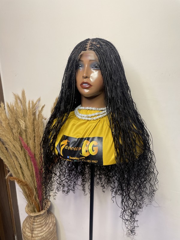 Jet Black Knotless Boho Braid