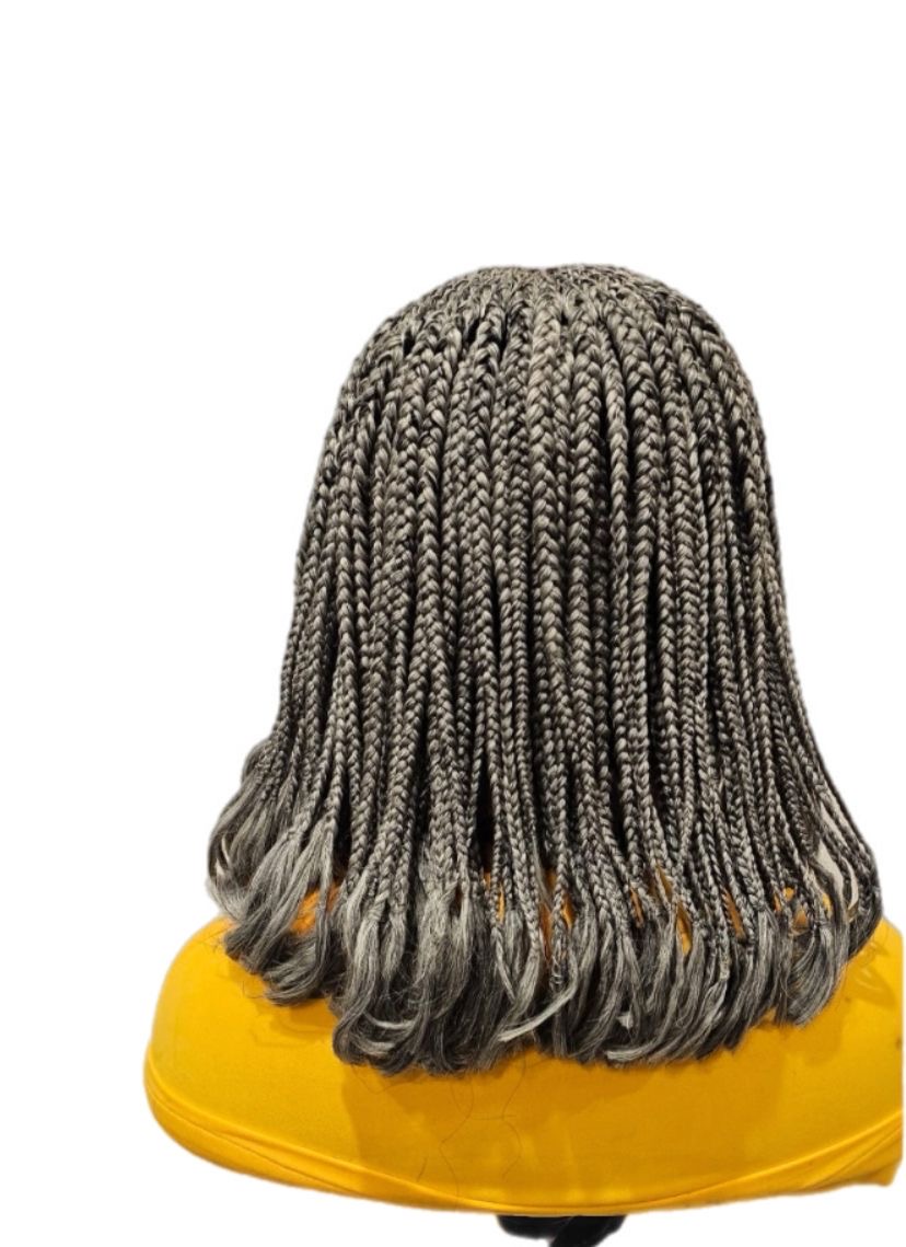 Color Gray, Ghana Weaving Bob